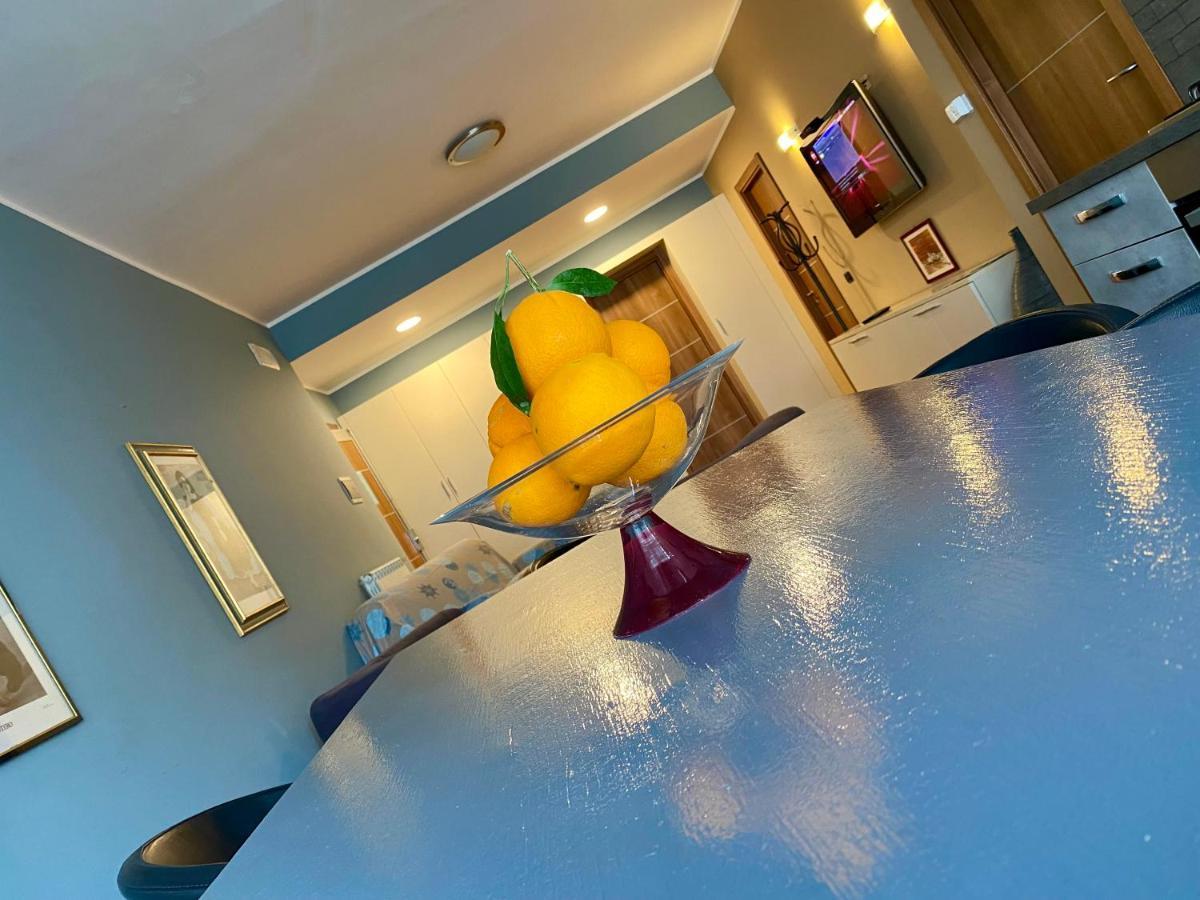 Casa Vacanze Eden Ачи Костелло Экстерьер фото